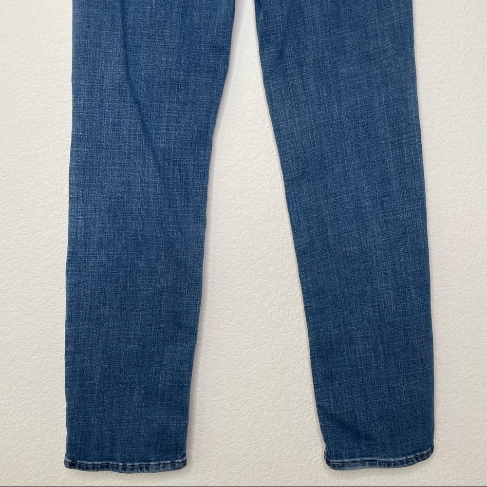 Levi’s slimming straight jeans 28 - Picture 6 of 16